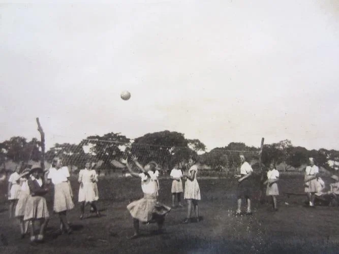 Polish girls playing netball