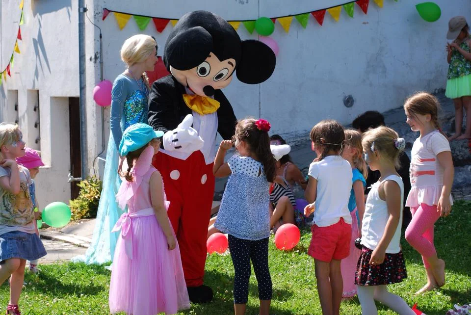 mickey mouse.jpg