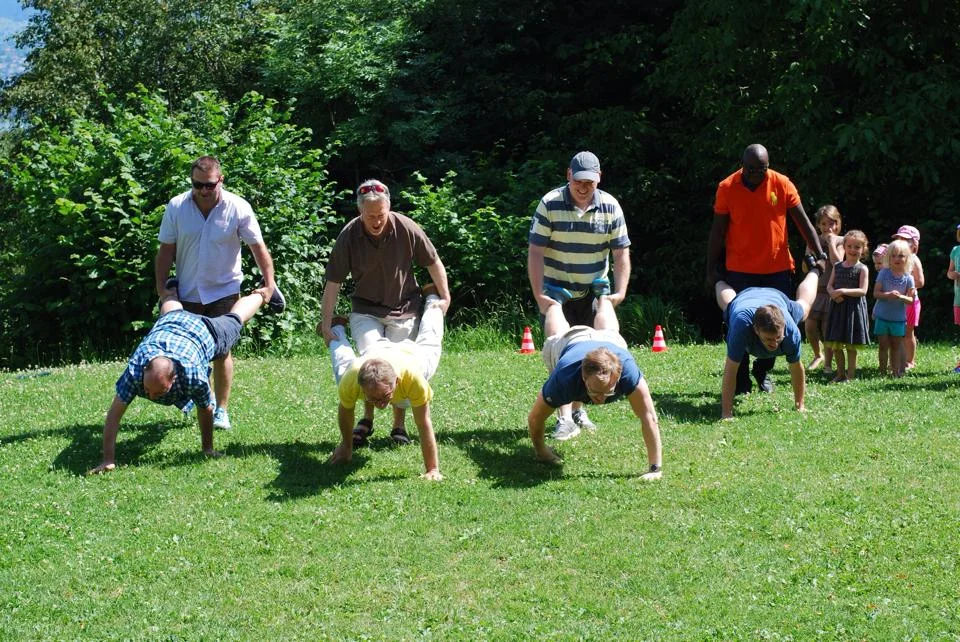 wheelbarrow race.jpg