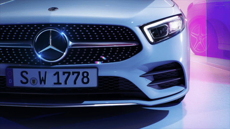 Mercedes-Benz Lifecycle 3-high.gif