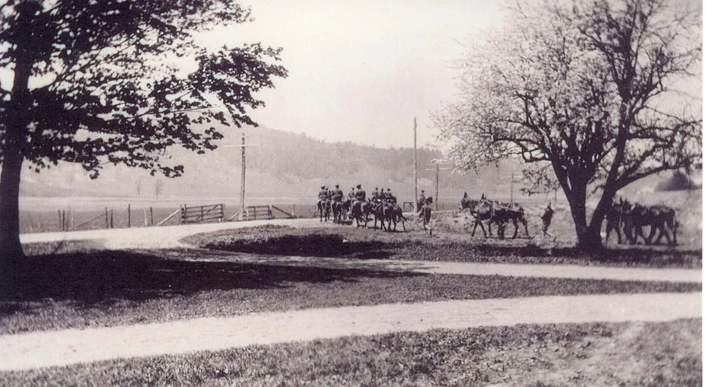 Another view of the soldiers en route north 