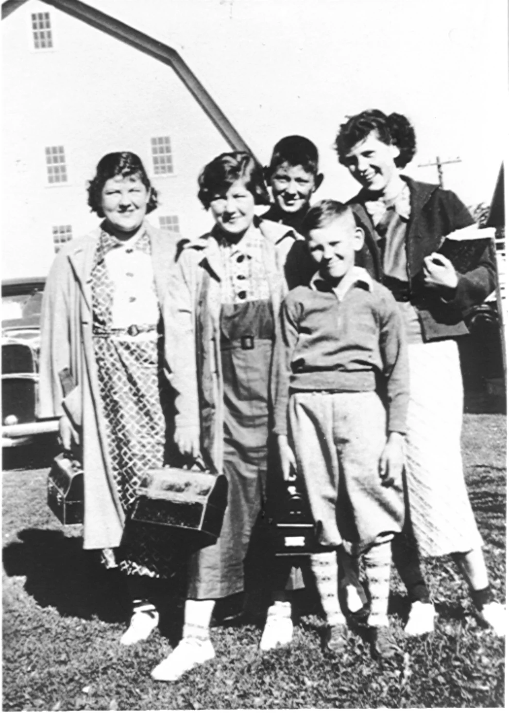 Leverette and Myrtle's kids: Ginny, Connie, Ranny, June, and Bill. 