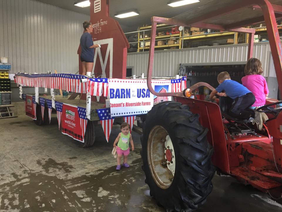 Float construction underway