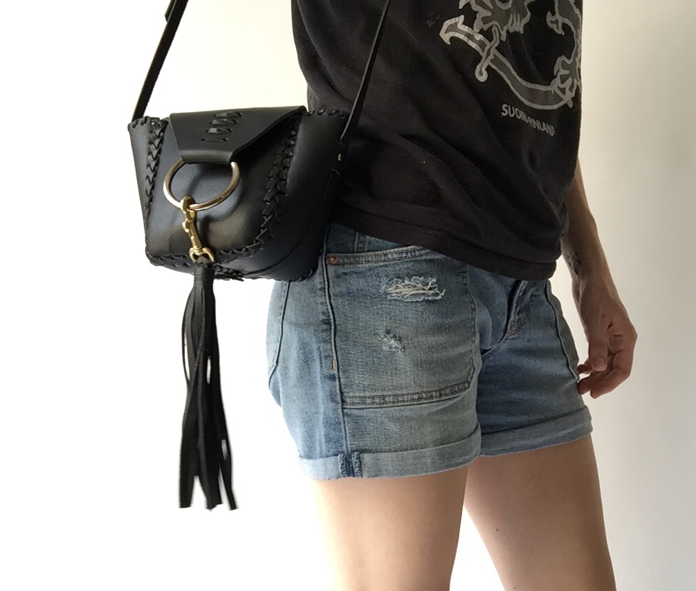 Black-Knocker-Mini-MarySavel.jpeg