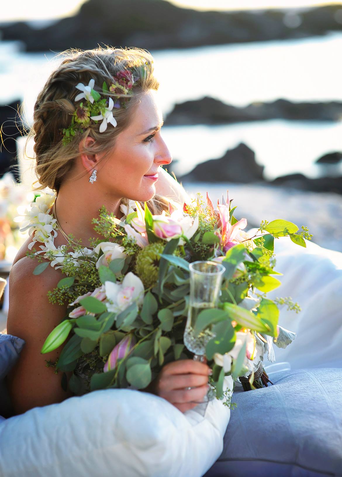 alohilani-weddings-beach-wedding-hawaii-kikaua-point.jpg