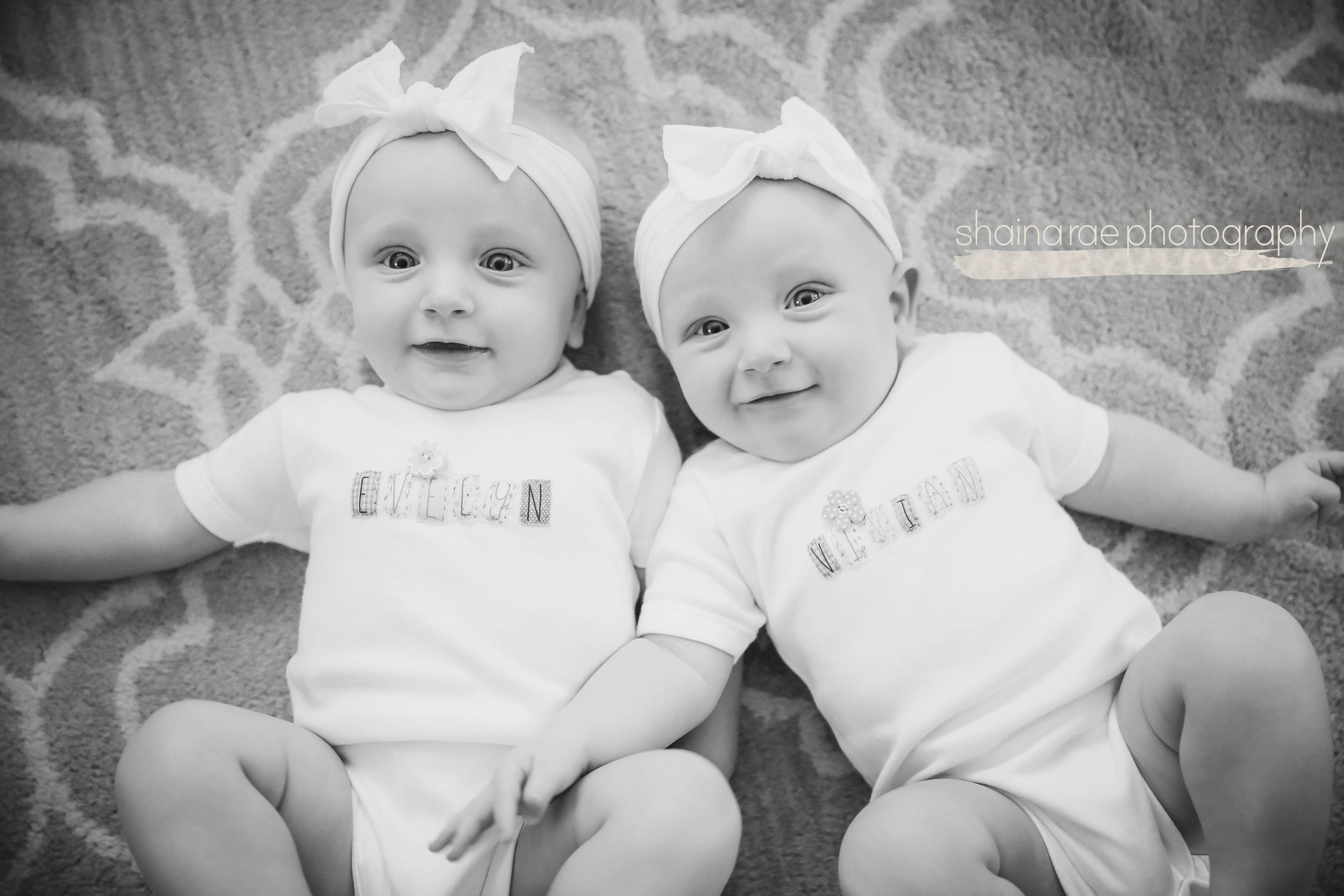 twins6mo_012.jpg