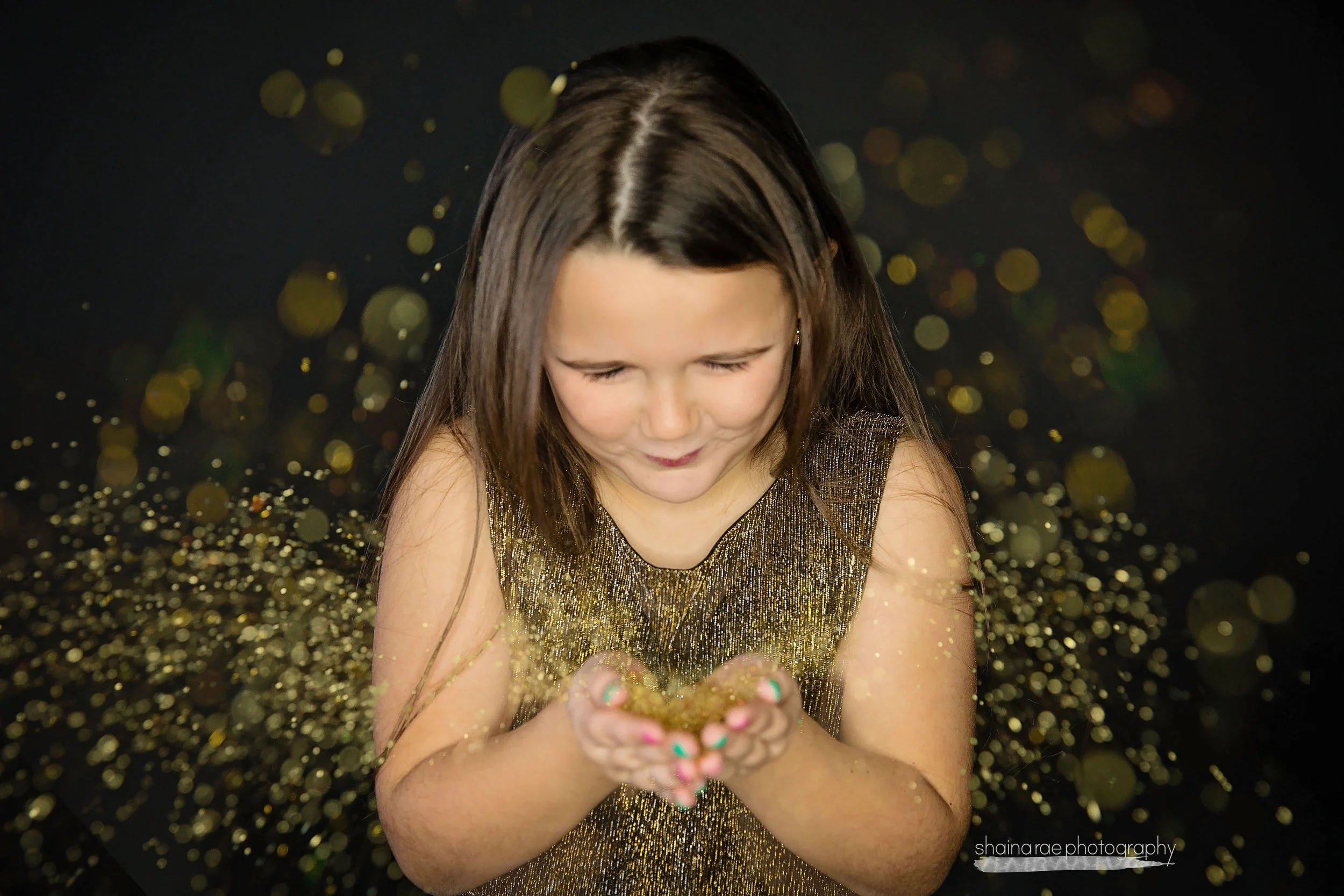 GlitterMakenna0001.jpg