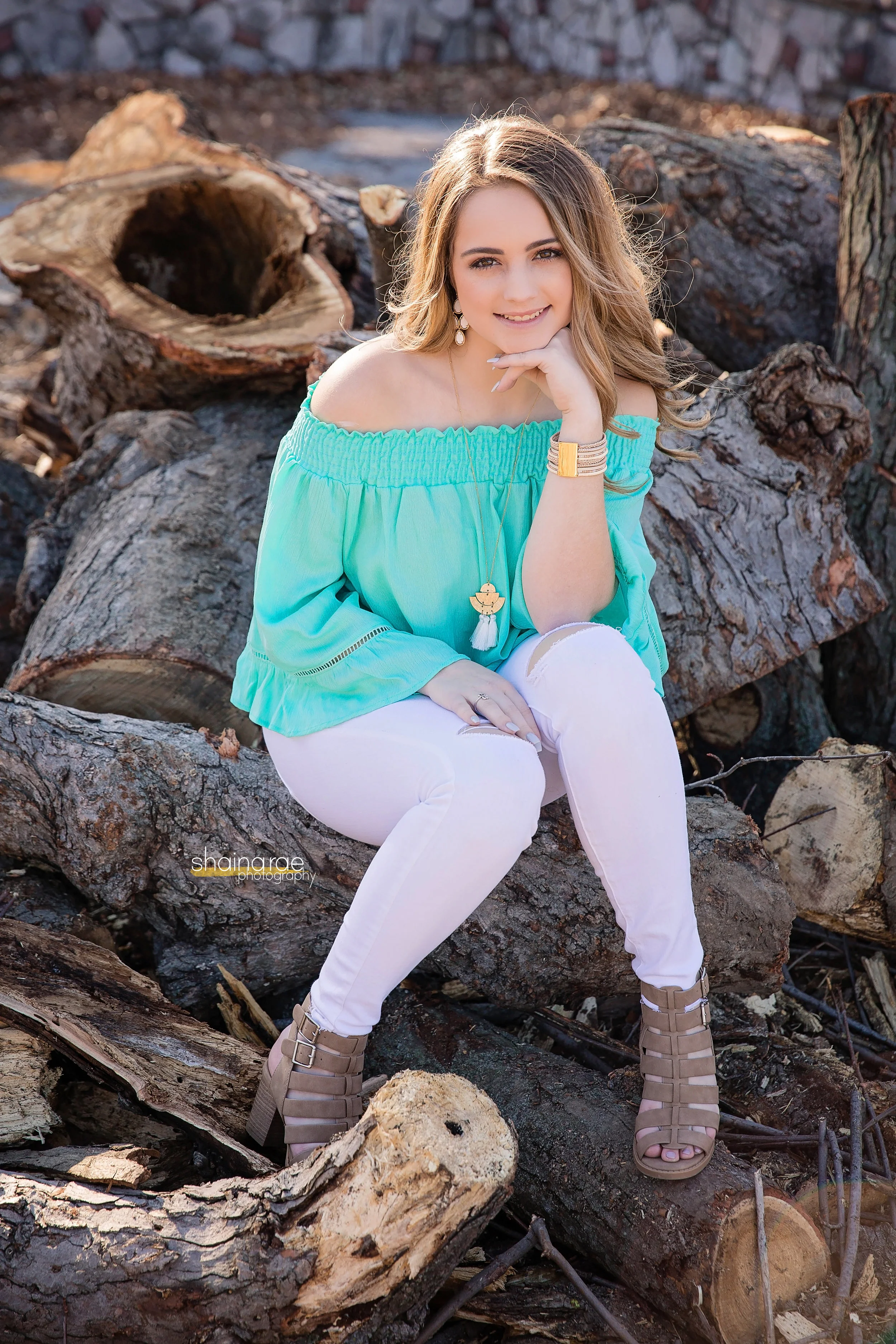 AshleySenior18_0076.jpg