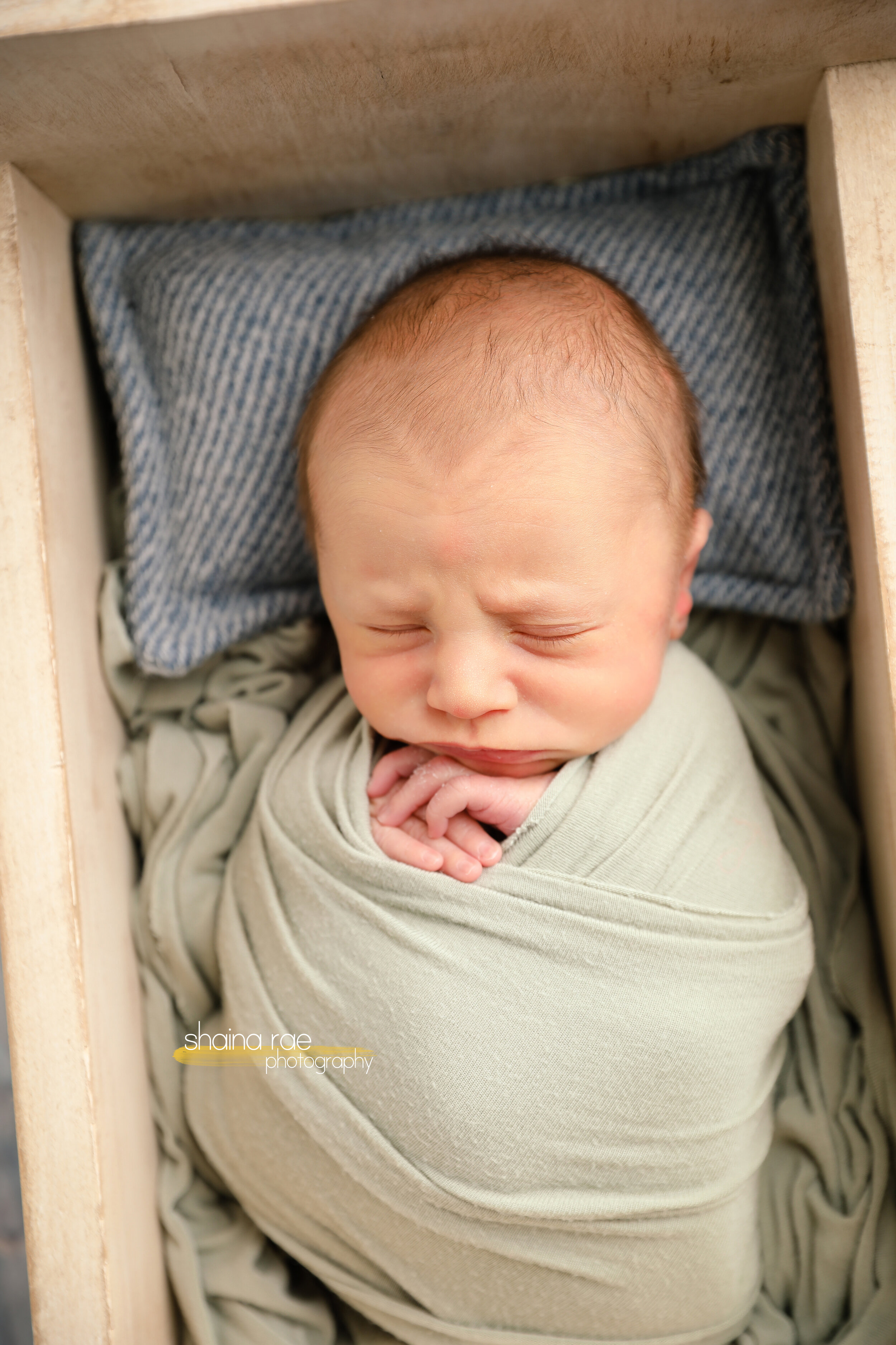 HeathNewborn0030.jpg