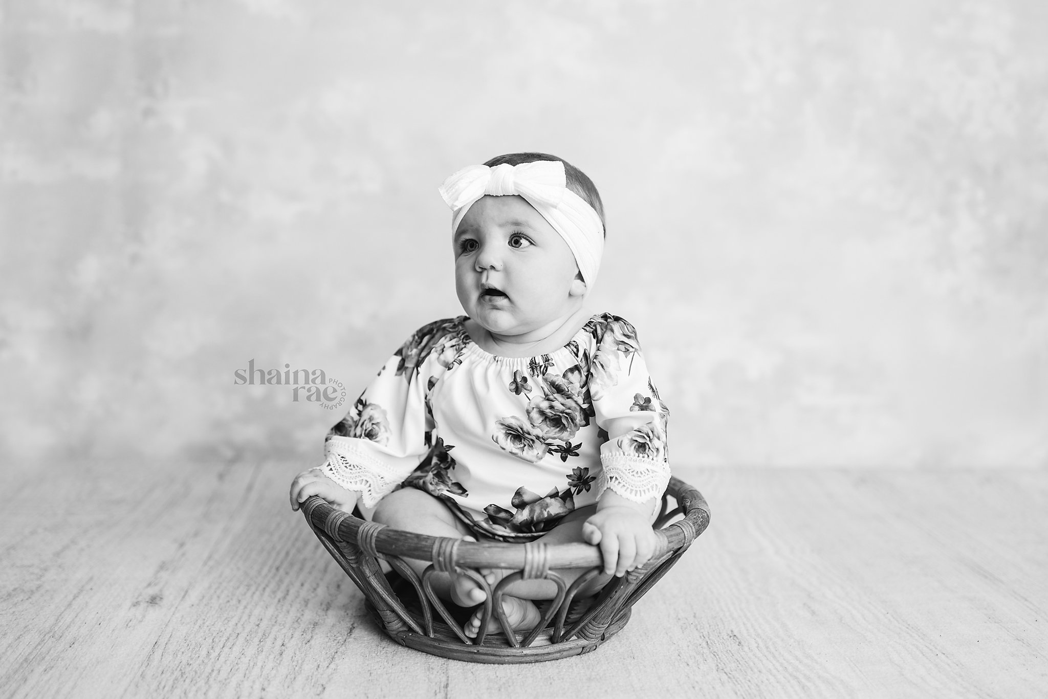 Clara 6 Months-24.jpg