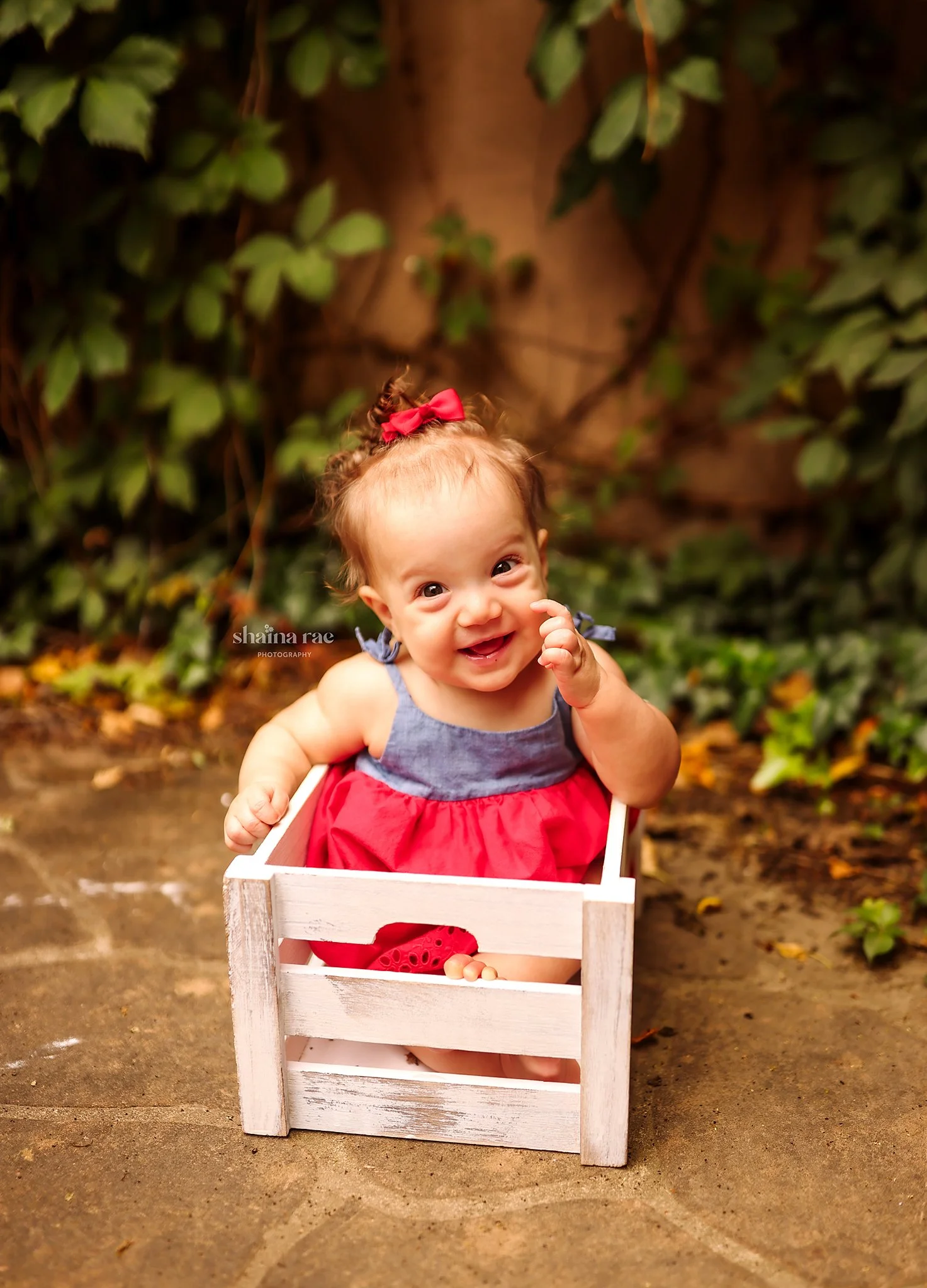 Livvy 6 Months-27.jpg