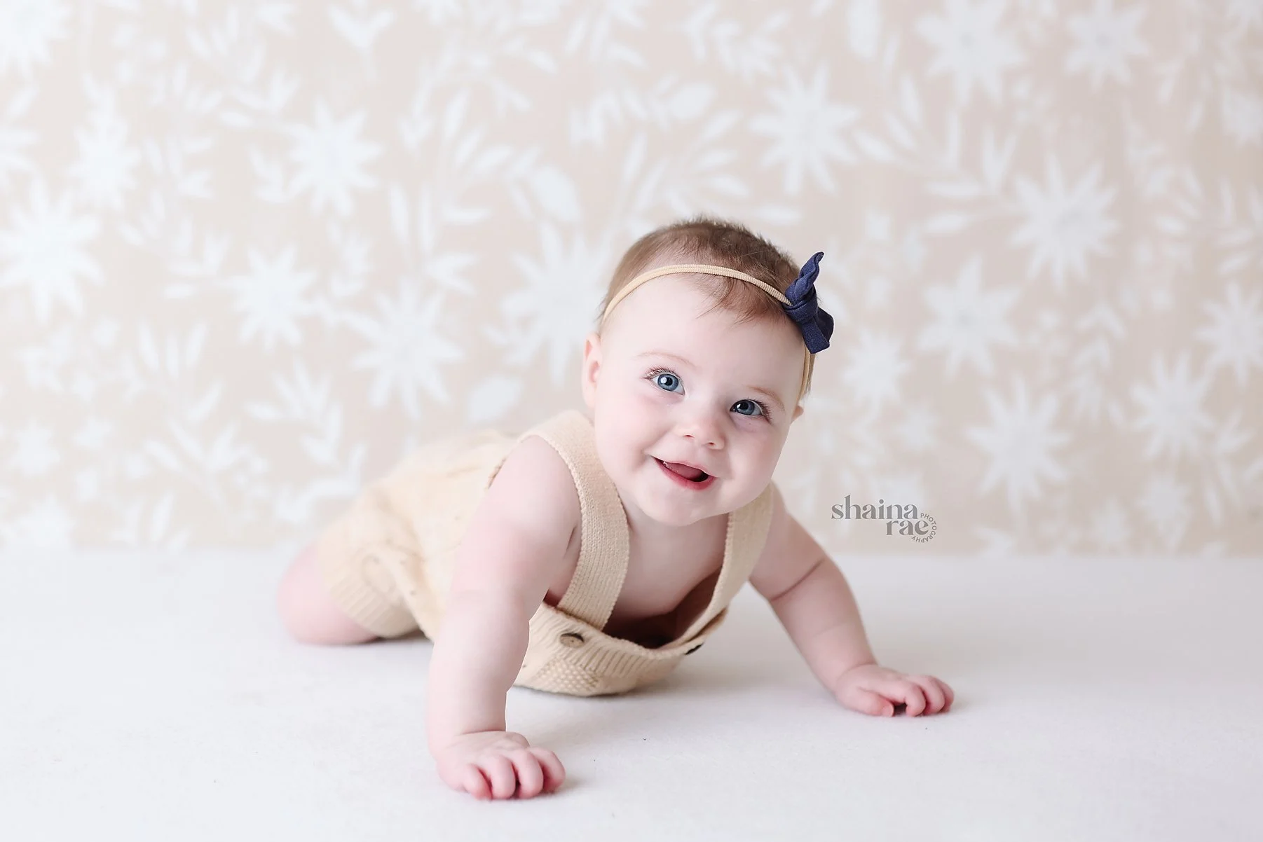 Evie 6 Months-43.jpg
