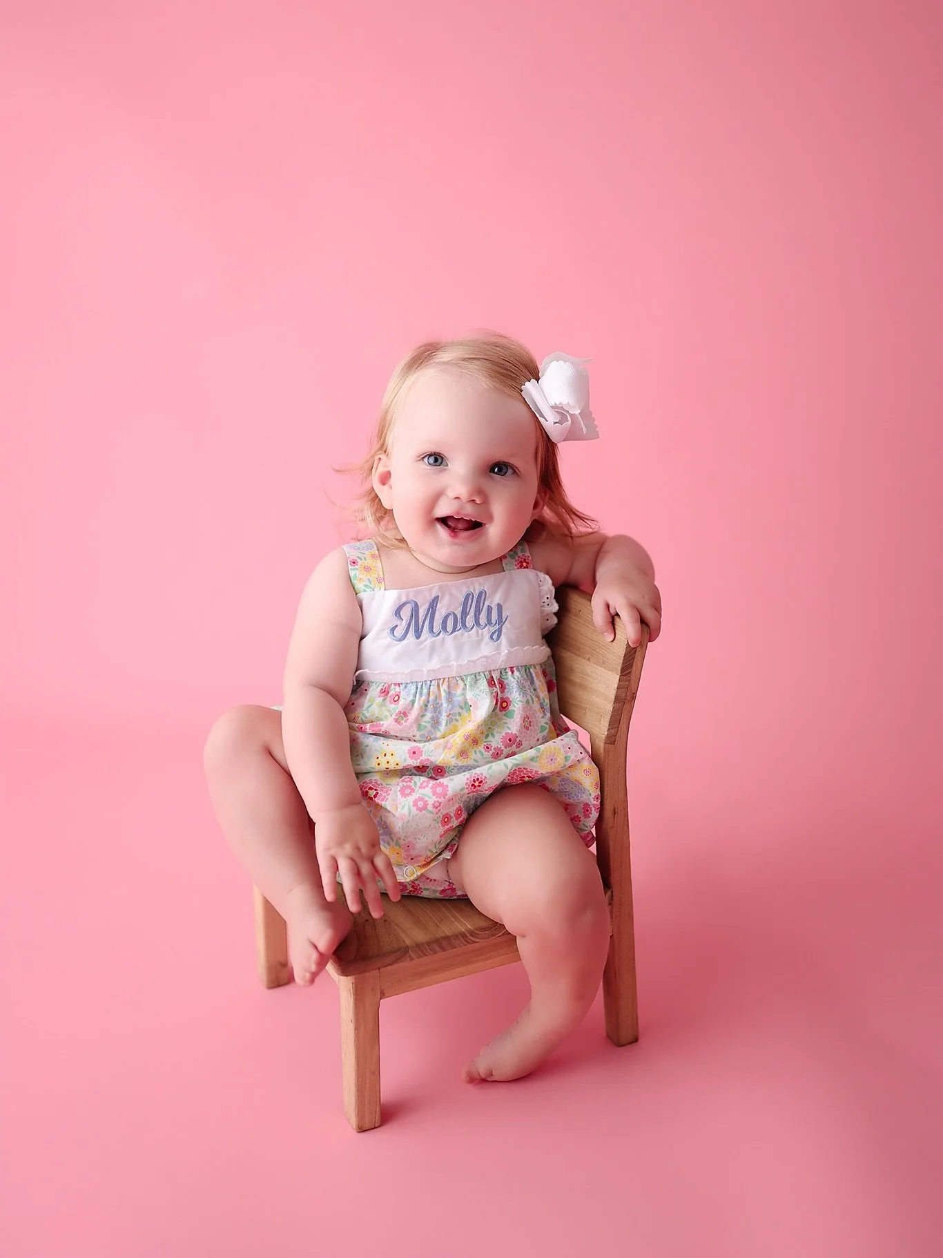 Molly on pink! 🥰🩷