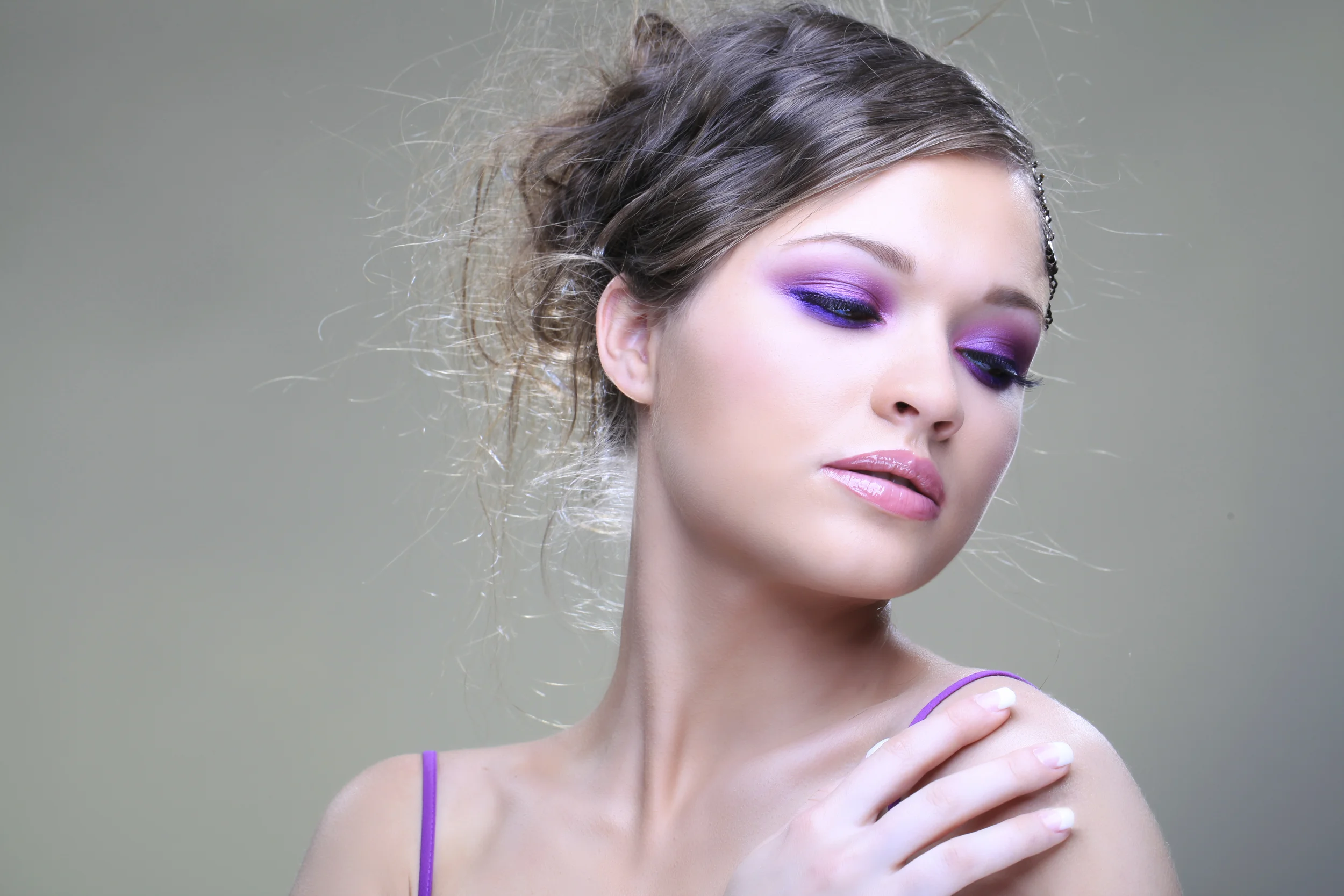 Katy Bird Makeup