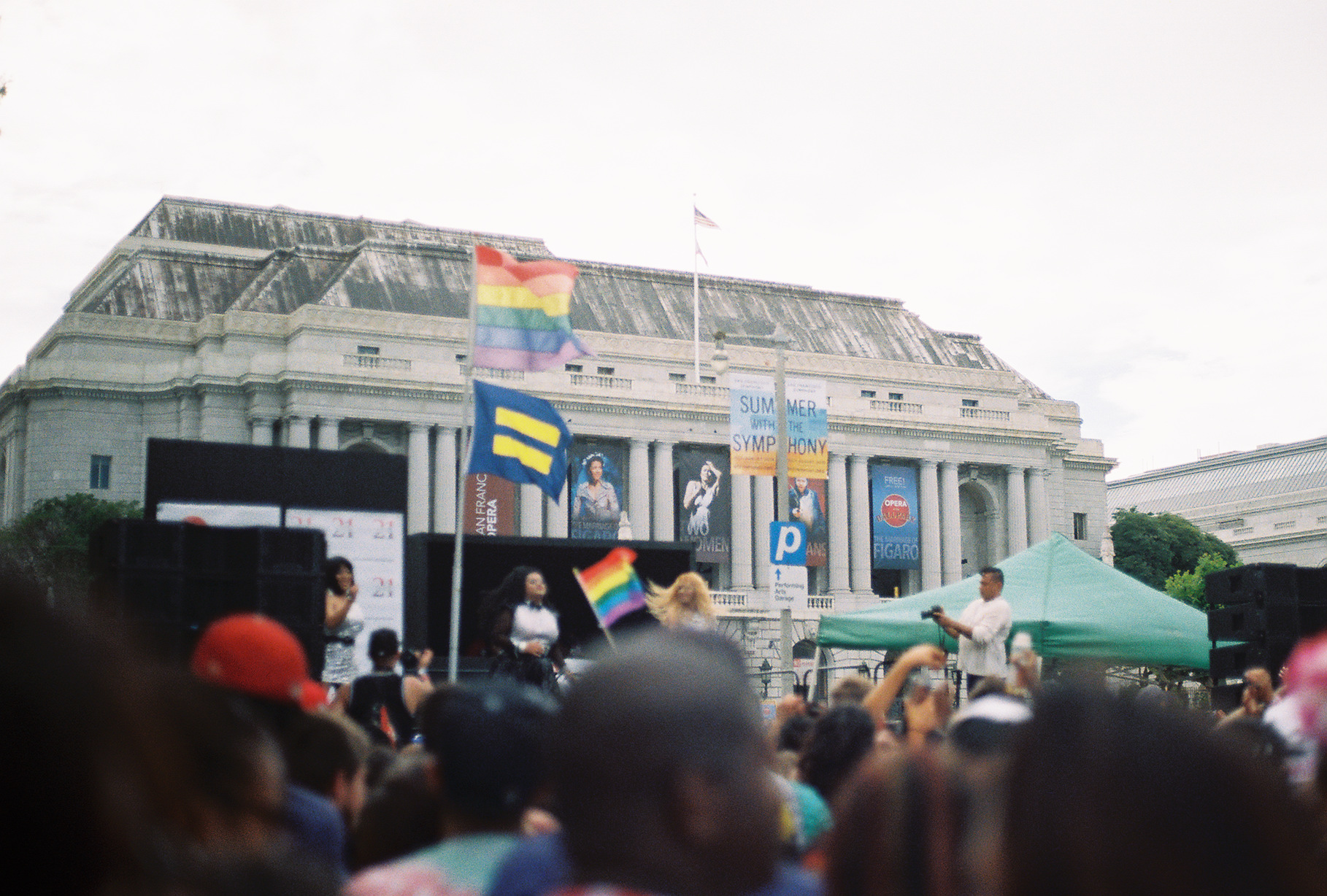 1269013-R2-005-1.jpg