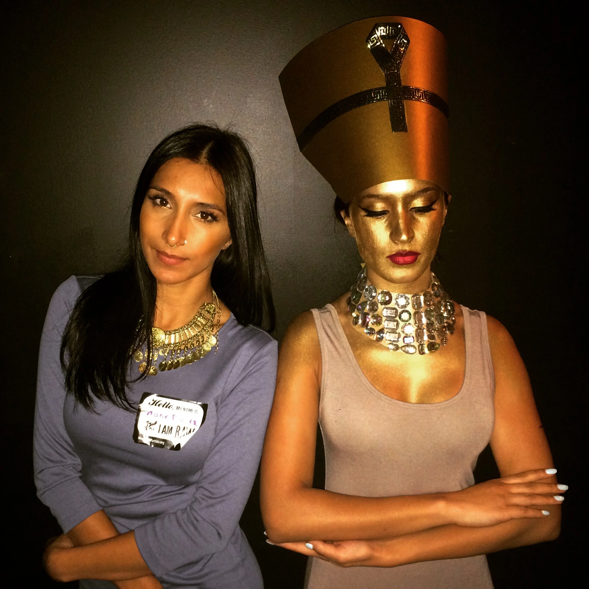 Queens from the same King 