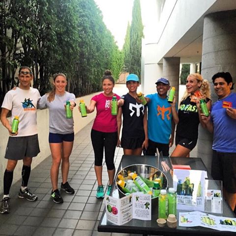 Repost from @2xu_santamonica  getting energized for their run! Please join them for a run every Thursday night at 6:30pm! #run #fitness #drinklife #thegorillaishere