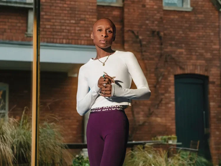Brooks-Running-x-Cynthia-Erivo-Image-2-LEAD-98a1ed883120482fb3518b88b5119e42.webp