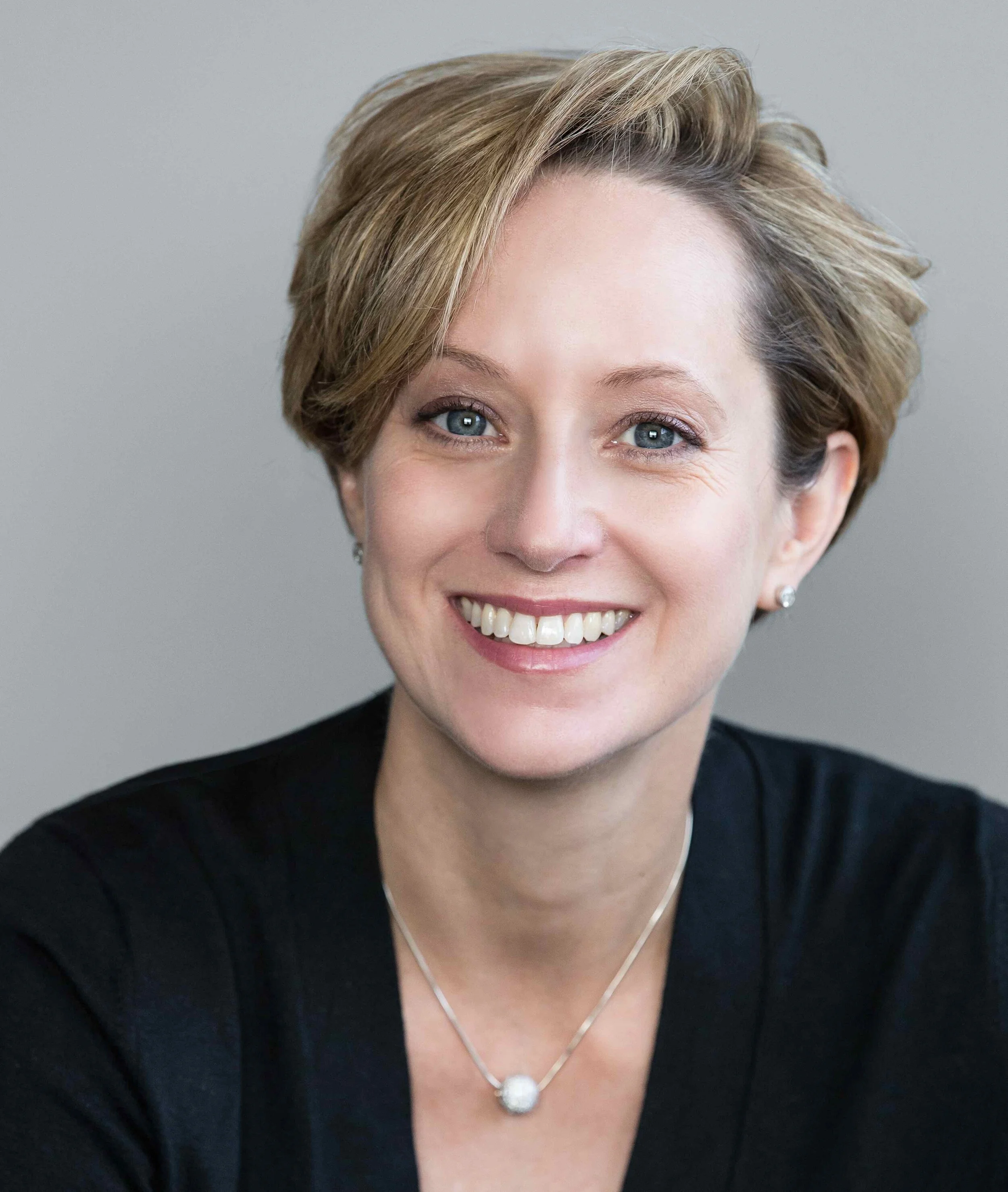 Listen as our Fall Lecture speaker, Dr. Lisa Damour, joins this panel of speakers to discuss kids and Covid