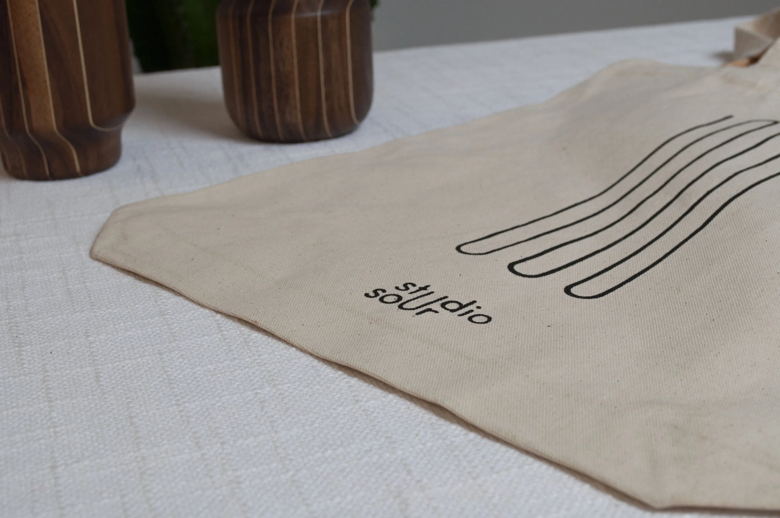 Tote bag logo detail.jpg