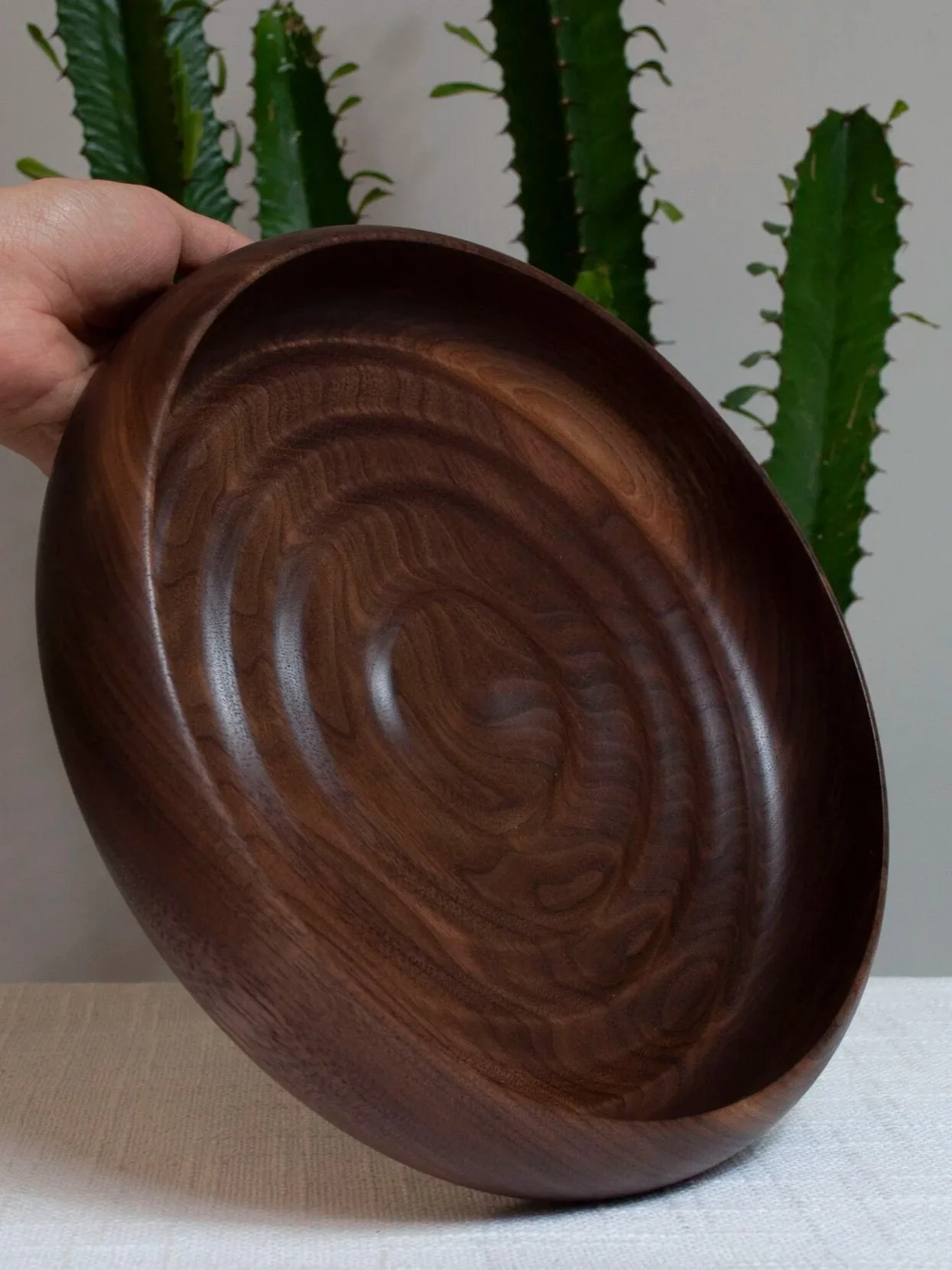 Large Walnut Ripple Bowl