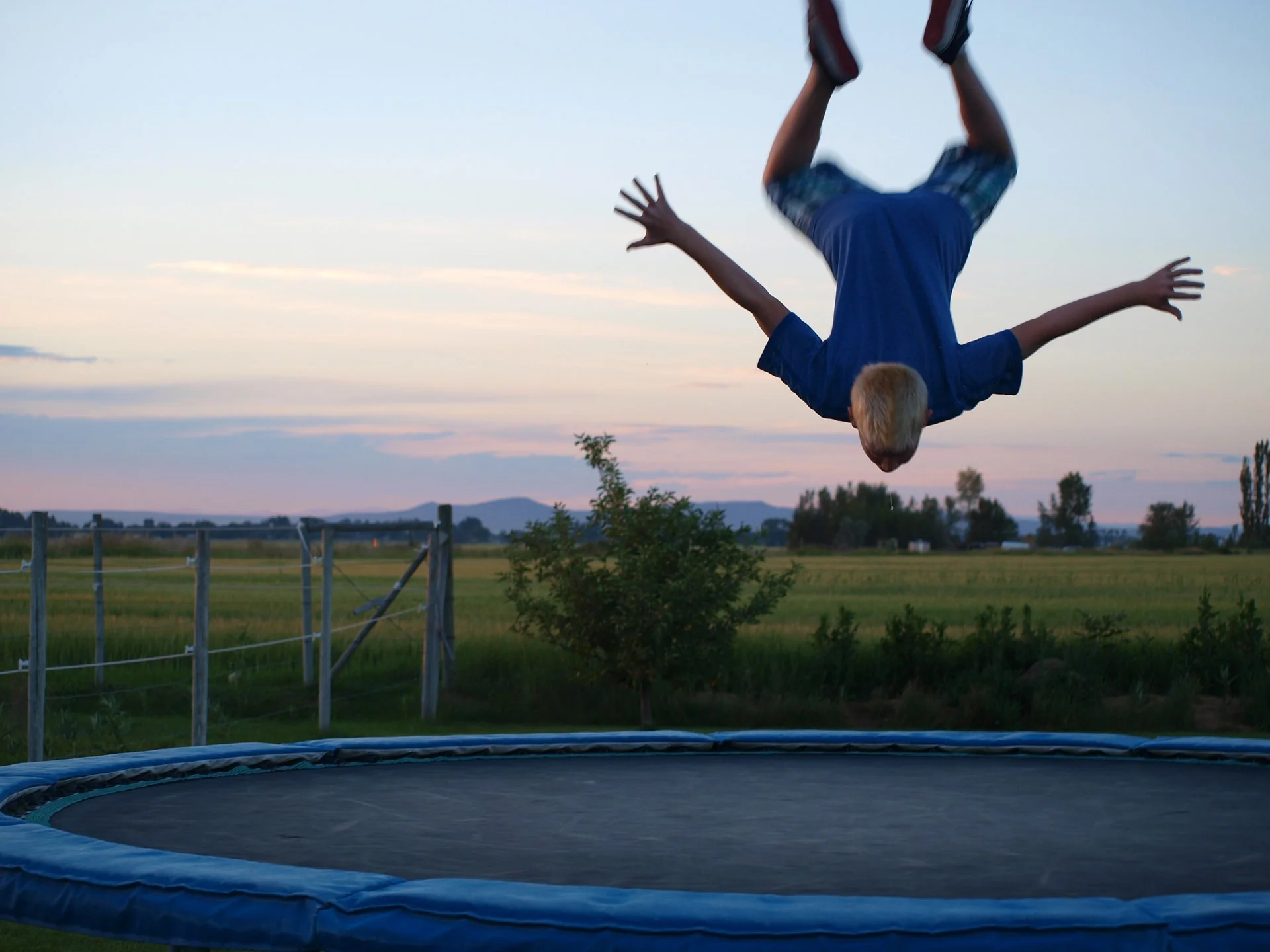 trampoline-71548.jpg