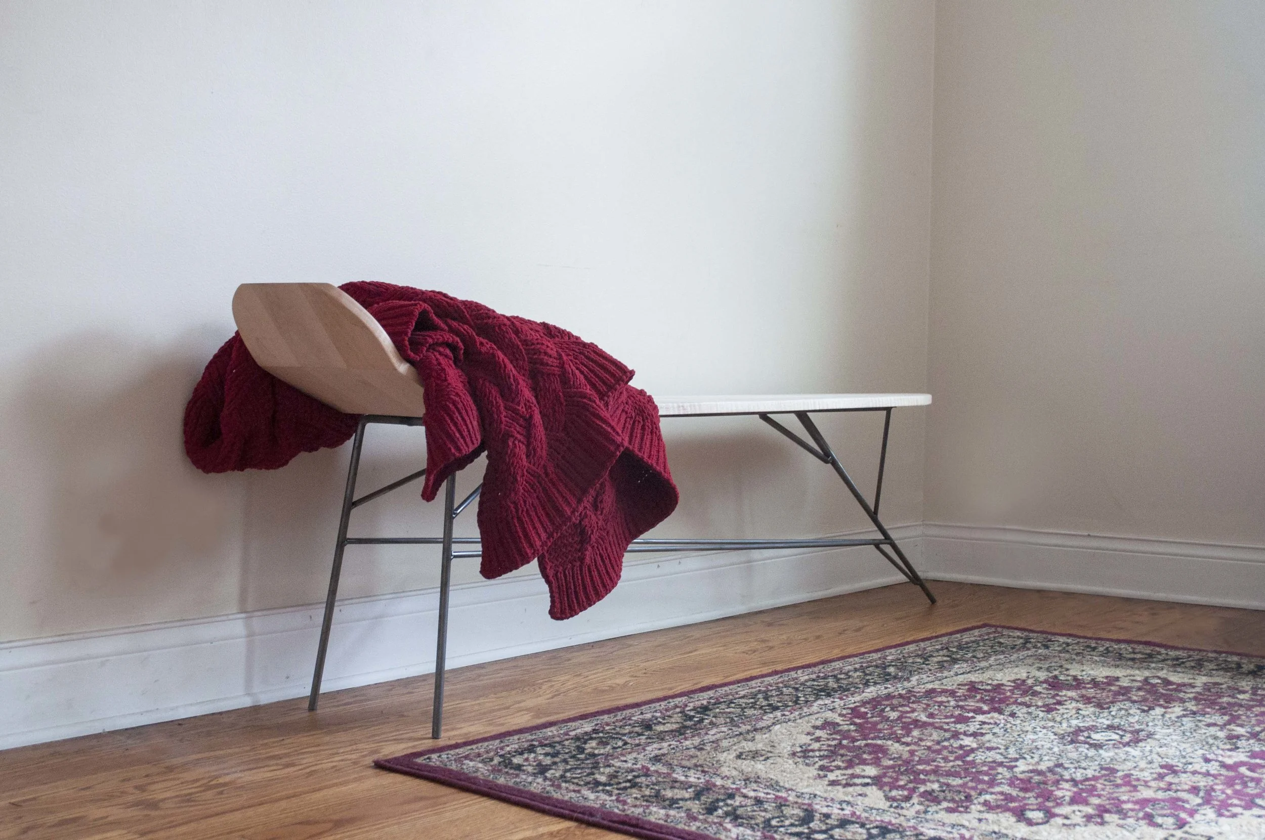 fainting bench2.jpg