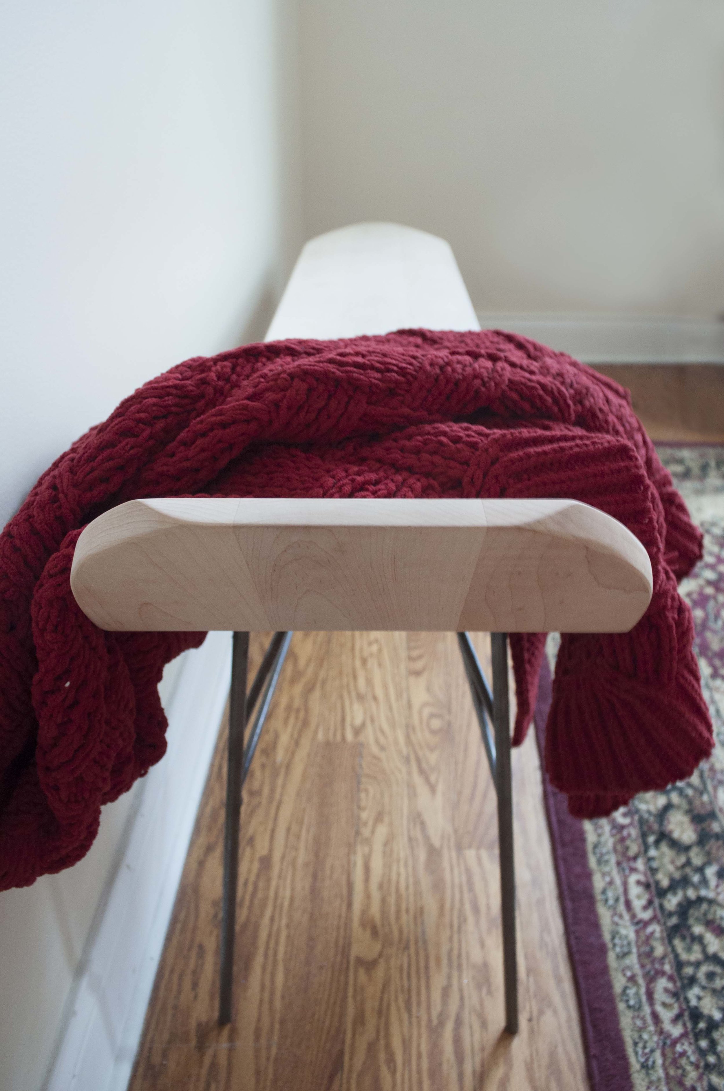 fainting bench3.jpg