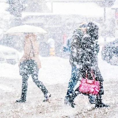 Cold outside, calm inside.
When temperatures drop, your nervous system feels it too. Acupuncture helps calm the body, support immunity, and keep you feeling balanced through the winter months. Stay cozy. Stay well.

🩷Book your winter session today. 