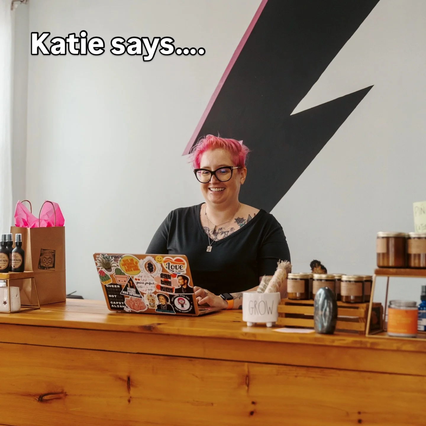 If your jaw is tight, your headaches are constant, and you&rsquo;ve been stress-clenching through every email, meeting, and minor inconvenience&hellip; yeah, we should talk.

Tension loves to hide in the jaw, neck, and shoulders, acupuncture helps te