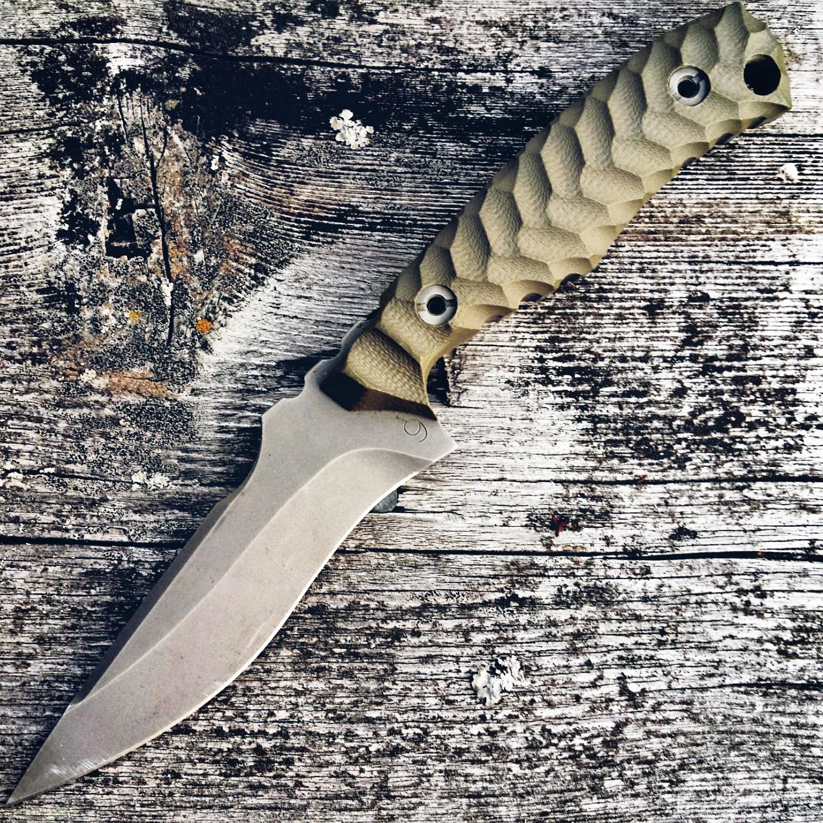 "Best forward grip; edge down blade ..."