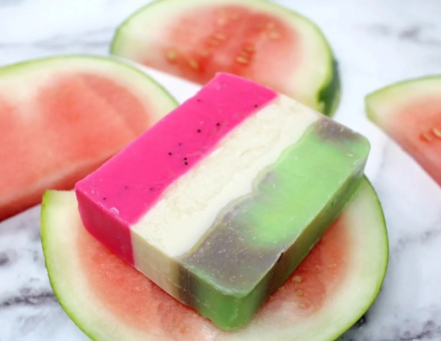 🍉 🍉🍉One of our summer favorites is back! 🍉🍉🍉

If you love watermelon, this one's for you. Made with rose clay and exfoliating poppy seeds, this bar is as beautiful as it is refreshing. The scent reminds us of a juicy watermelon Jolly Rancher an