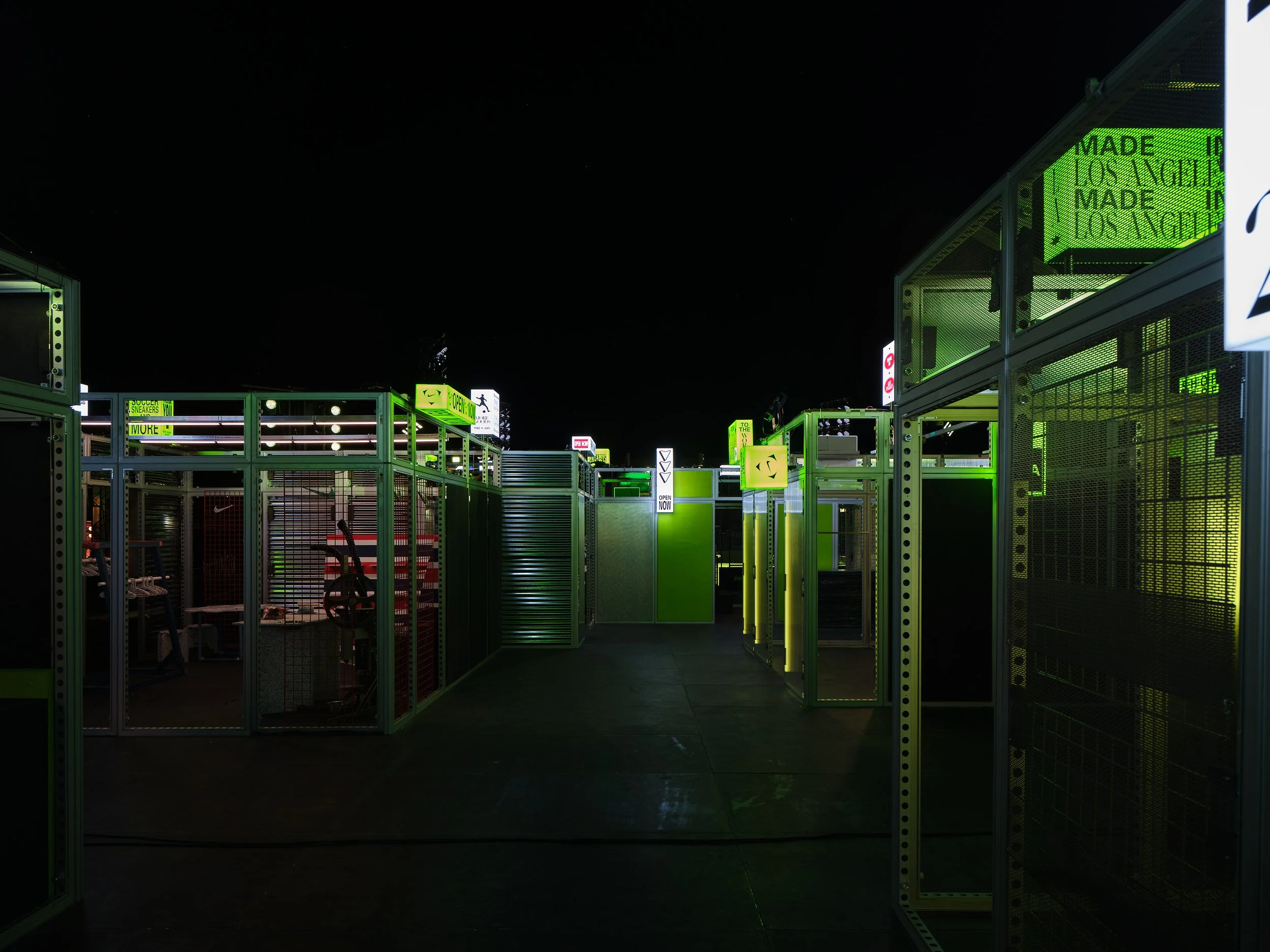 Night Market-BR-Nike-Toma-IsabellaBehravan-250725-0248.jpg