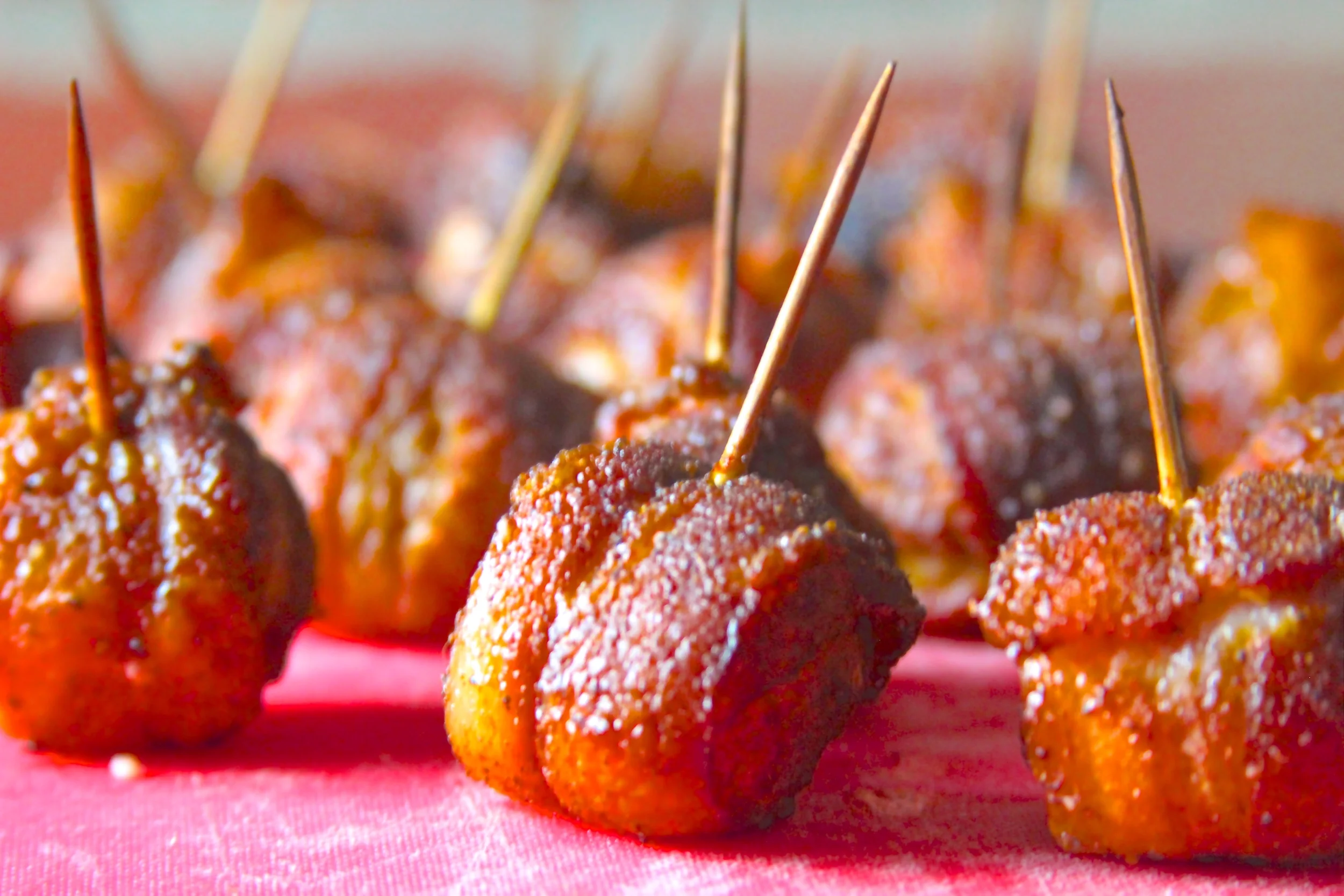 Smoked MOINK Balls (aka Bacon Wrapped Beef Meatballs)