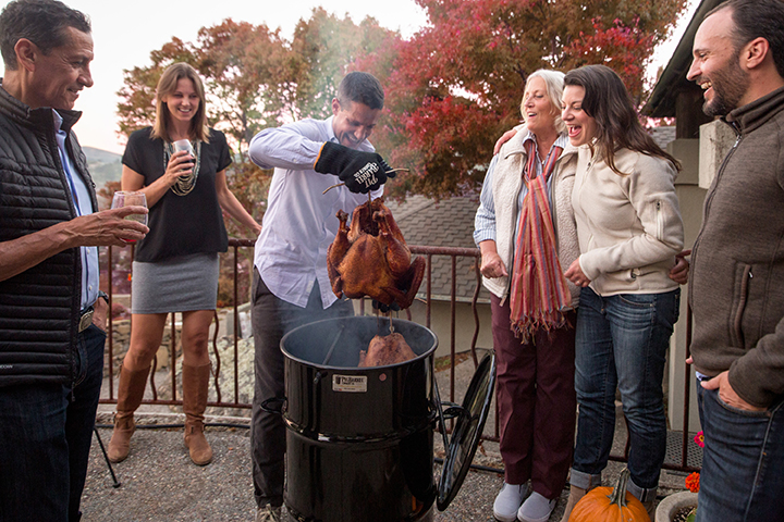 Pit Barrel Cooker Fires Up a Thanksgiving Turkey — Grillocracy