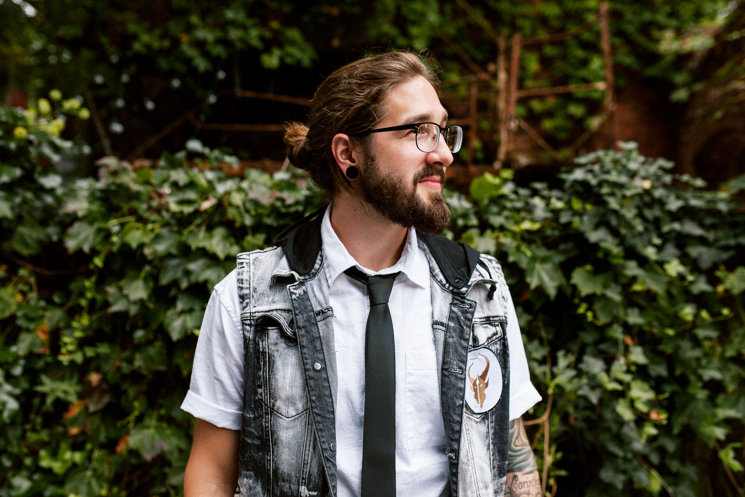 ashleyandjustinphotography_offbeatdowntownlancasterpawedding