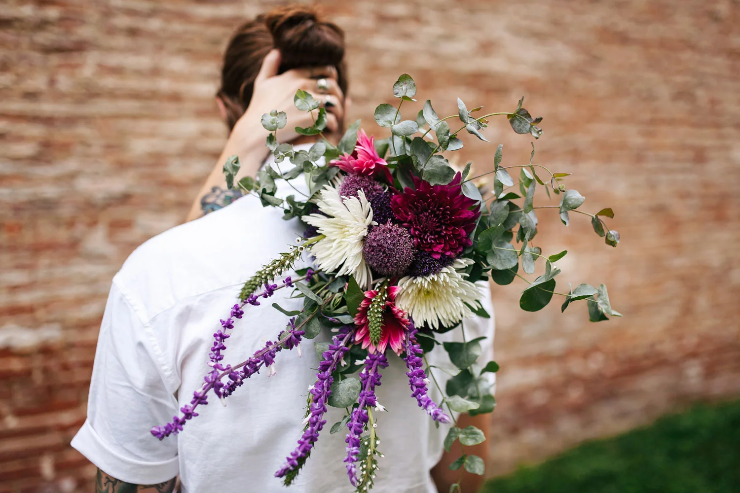 ashleyandjustinphotography_offbeatdowntownlancasterpawedding