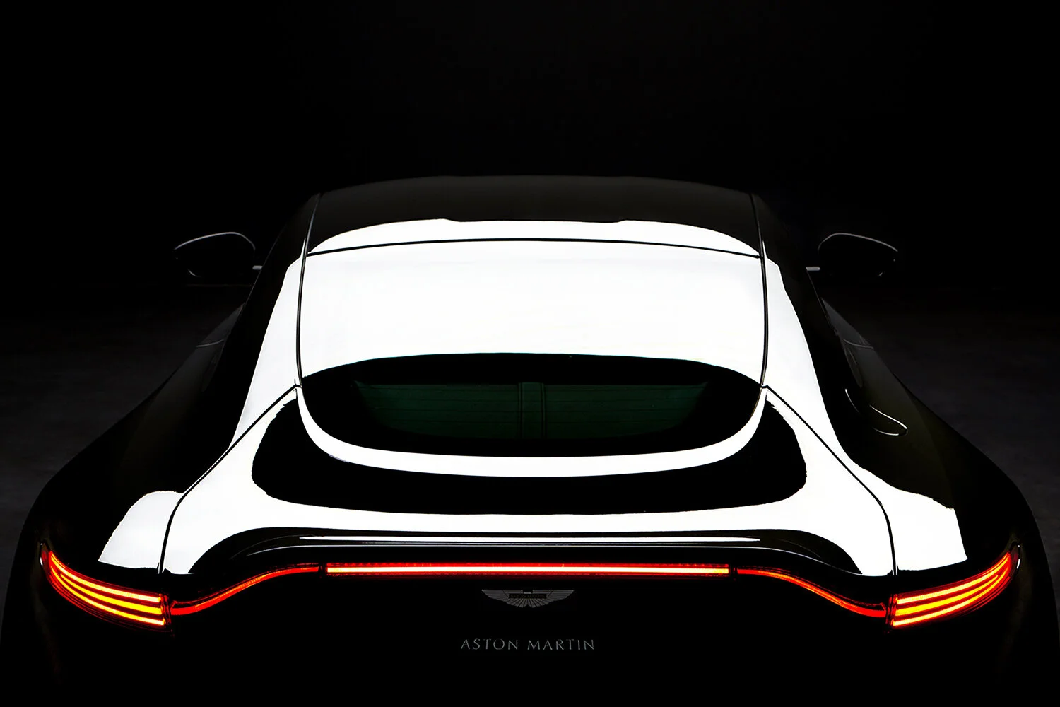 181109_CCC_Chimera_AstonMartin_097finalsm.jpg