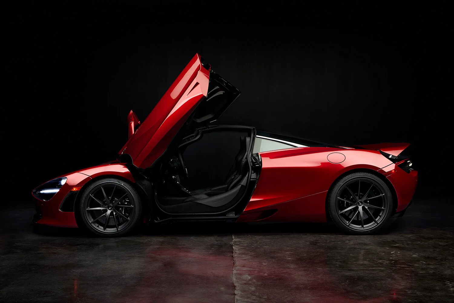 181109_CCC_Chimera_McLaren_027finalsm_doors.jpg