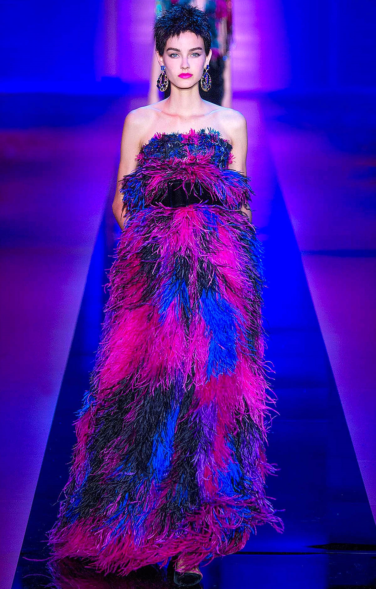 Crush of the Week: Giorgio Armani Privé Fall/Winter 2015 Couture ...