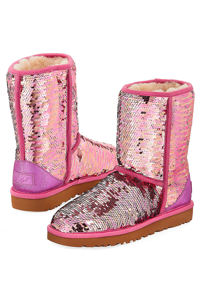  UGG Australia Classic Short Sequin Boots