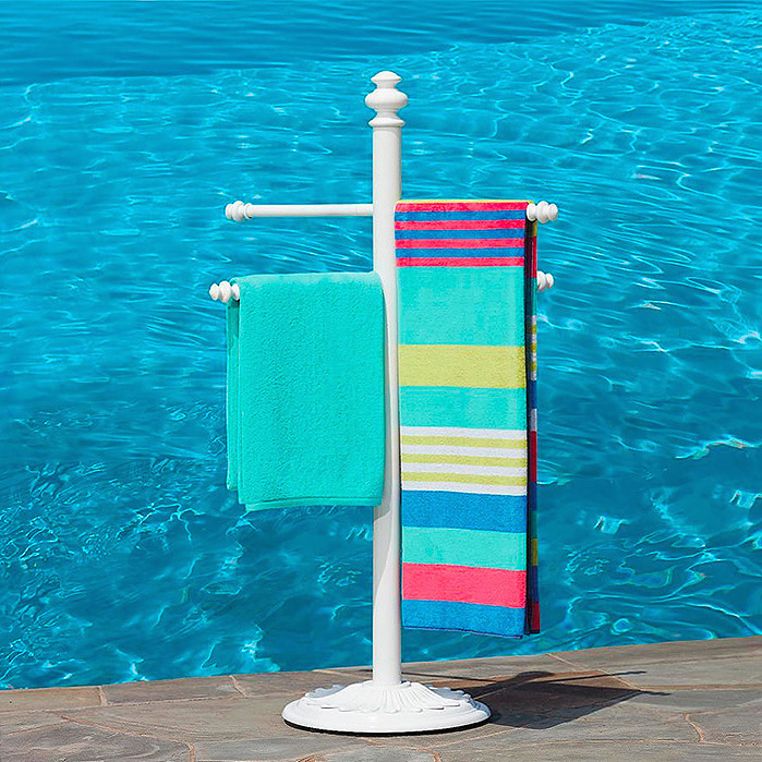 Trapani Aluminum Towel Stand in White