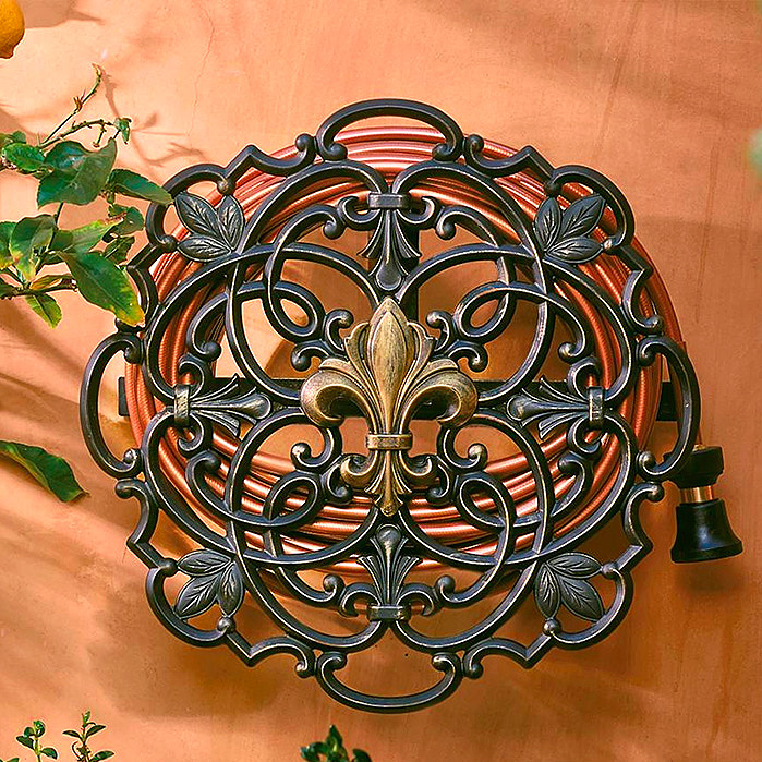 Copy of Fleur-de-lis Hose Holder