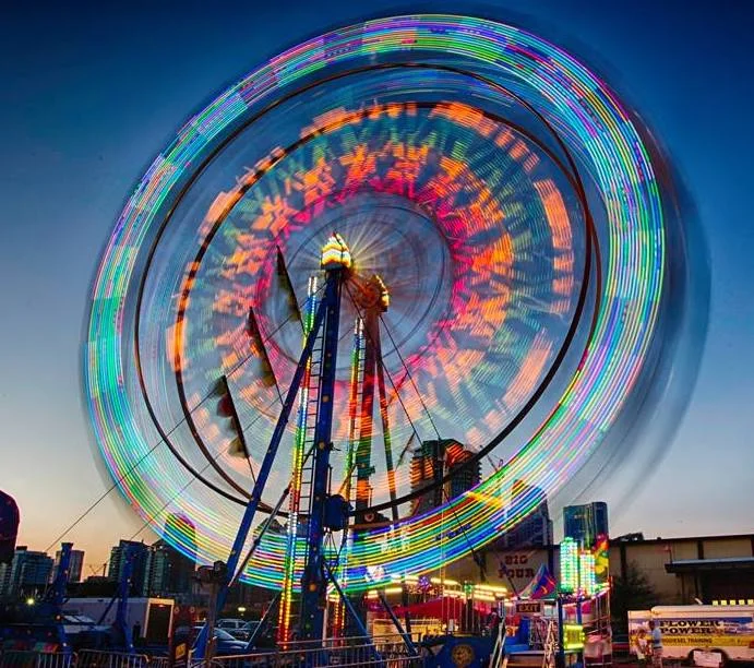 Ferris wheel at night.jpg