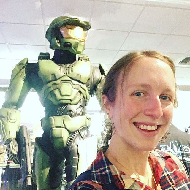 I wanted to make an official Insta post! I joined 343 Industries to work on the upcoming &ldquo;Halo: Infinite&rdquo; as a Surfacing Artist! Going into my 3rd week it&rsquo;s been awesome and so great to work again after 2yrs of maternity leave. Very