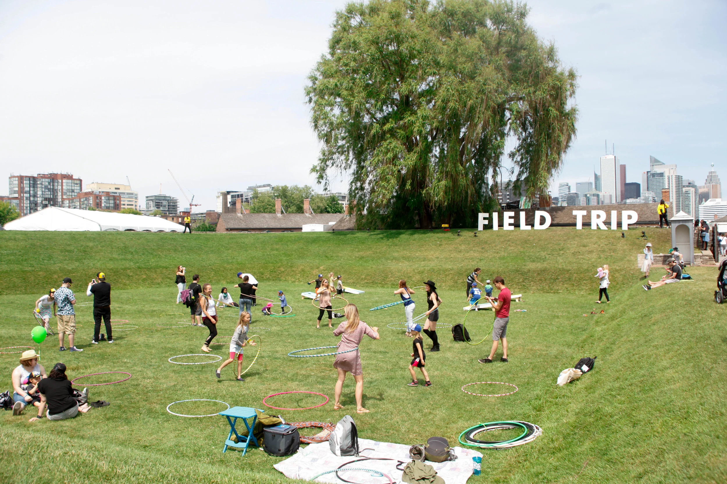 Day Camp has tons to do all day for the kiddos. 