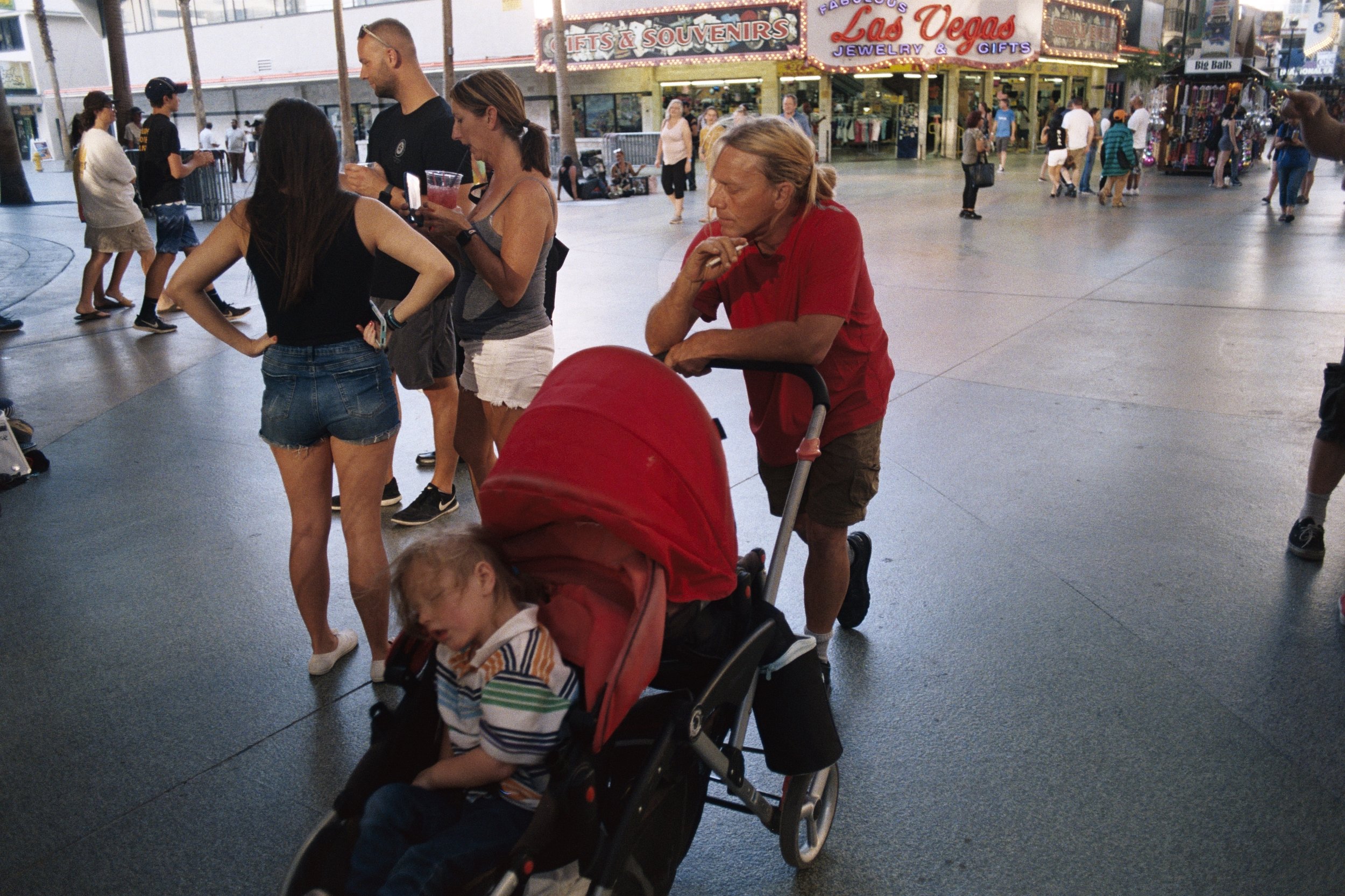 Vegas13AA017.jpg