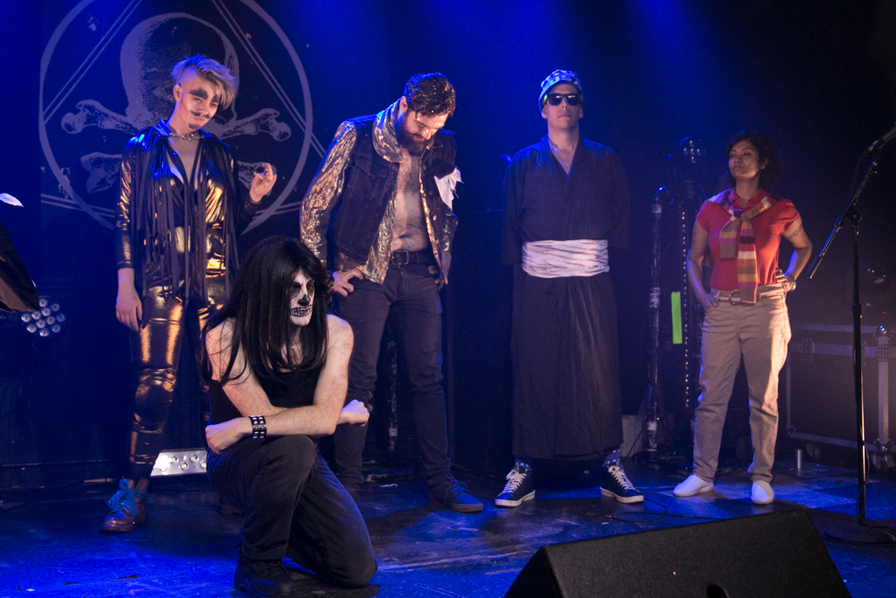 Deep in concentration as I absorb the Dio.