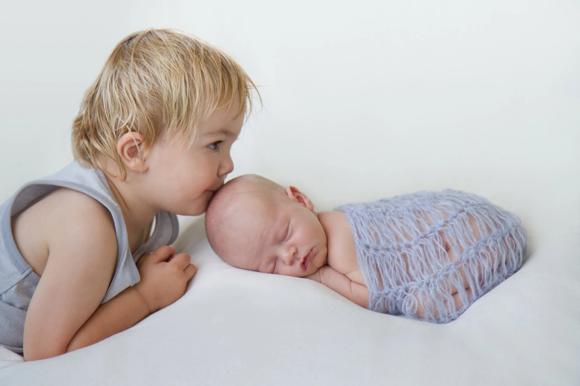 Newborn-and-sibling-photography.jpg