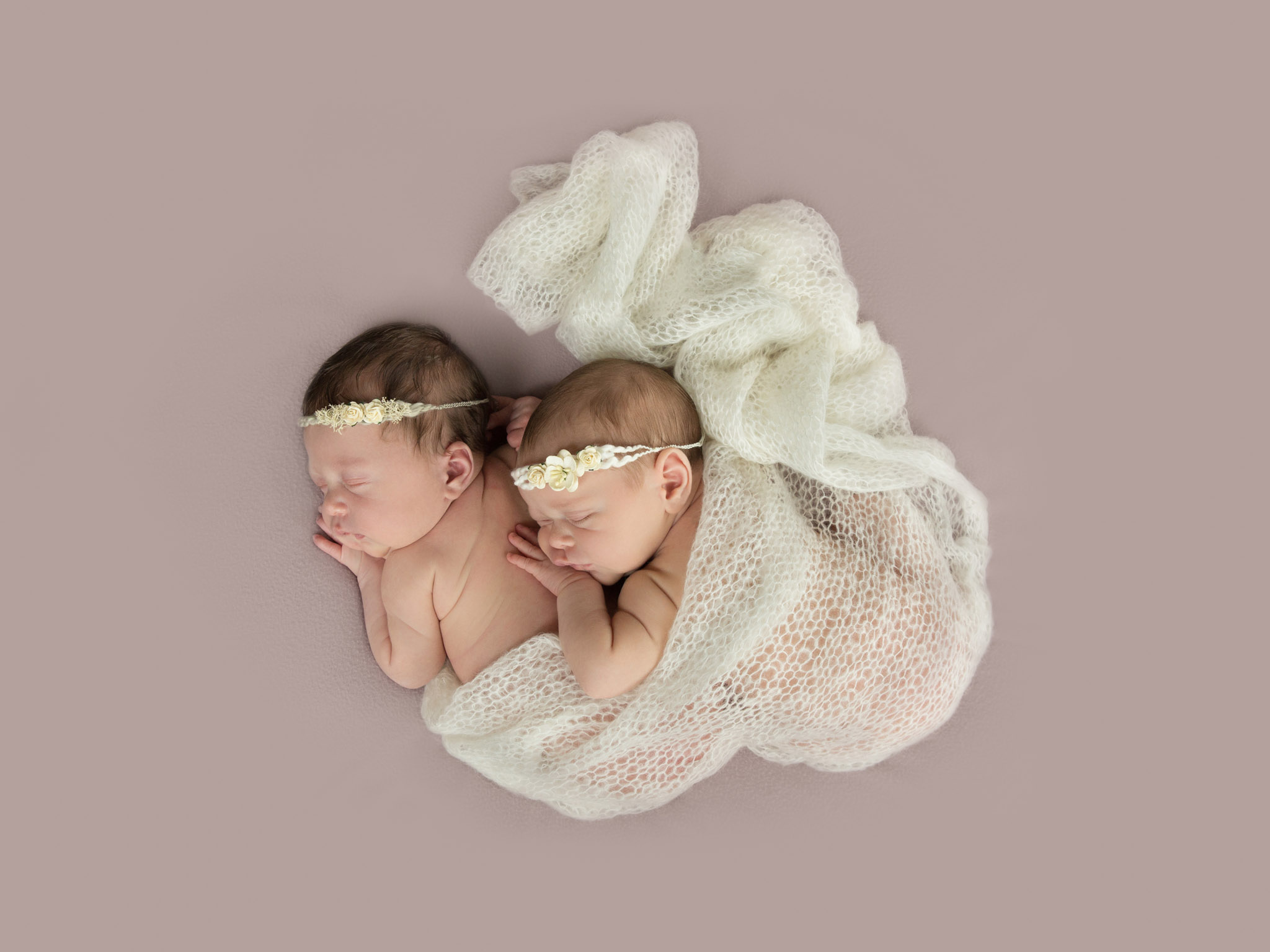 Newborn-twins-twin-girls.jpg